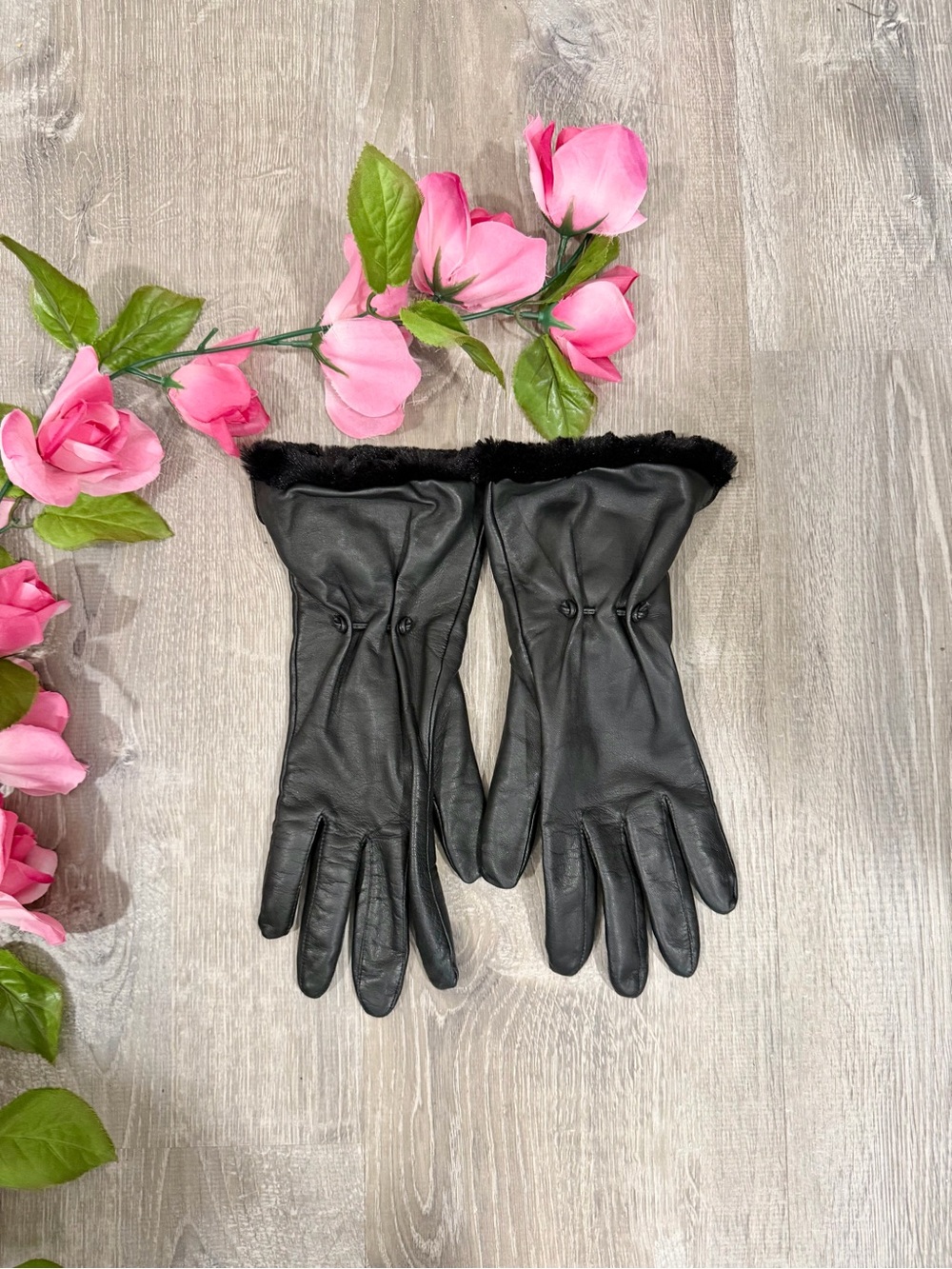 Fownes Vintage Black Leather Faux Fur Trim Long Gauntlet Gloves XL Quiet Luxury